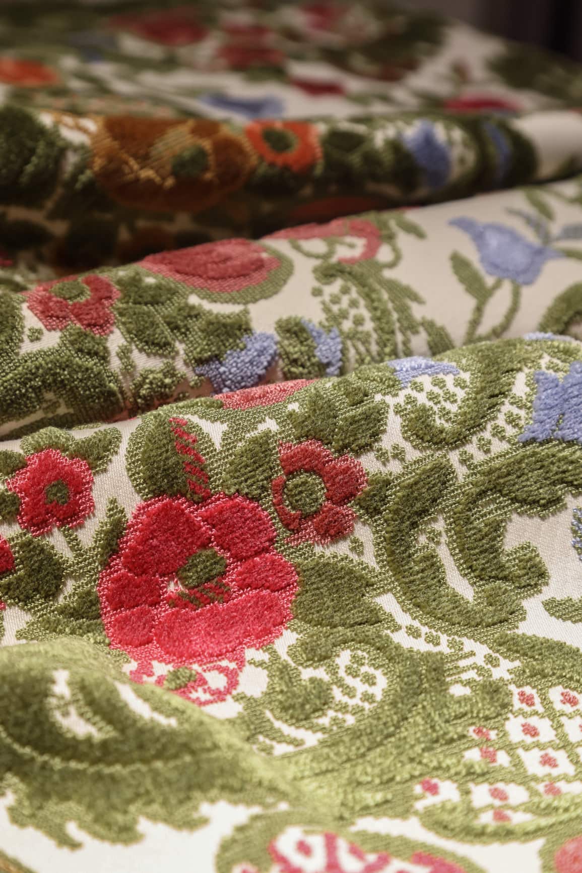 JBL Jacquard Velvet Customization Colorful Floral Free Sample Cut-Pile Fabric Луксозен домашен текстил за диван